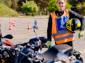 Motor Ehliyeti Kaç Yaşında Alınır, Nasıl Alınır