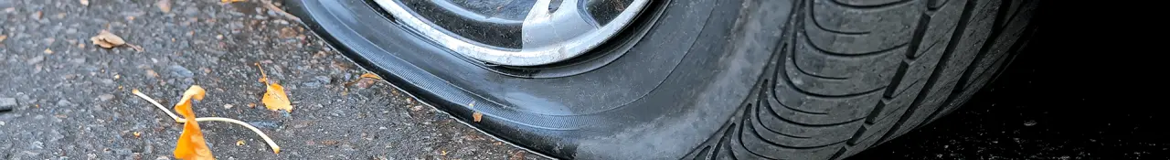 Aracın Tekeri Seyir Halinde Patlarsa Ne Yapmalı